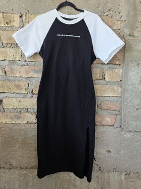 MO&Co. Graphic Raglan T-Shirt Dress Open Back Midi Size L